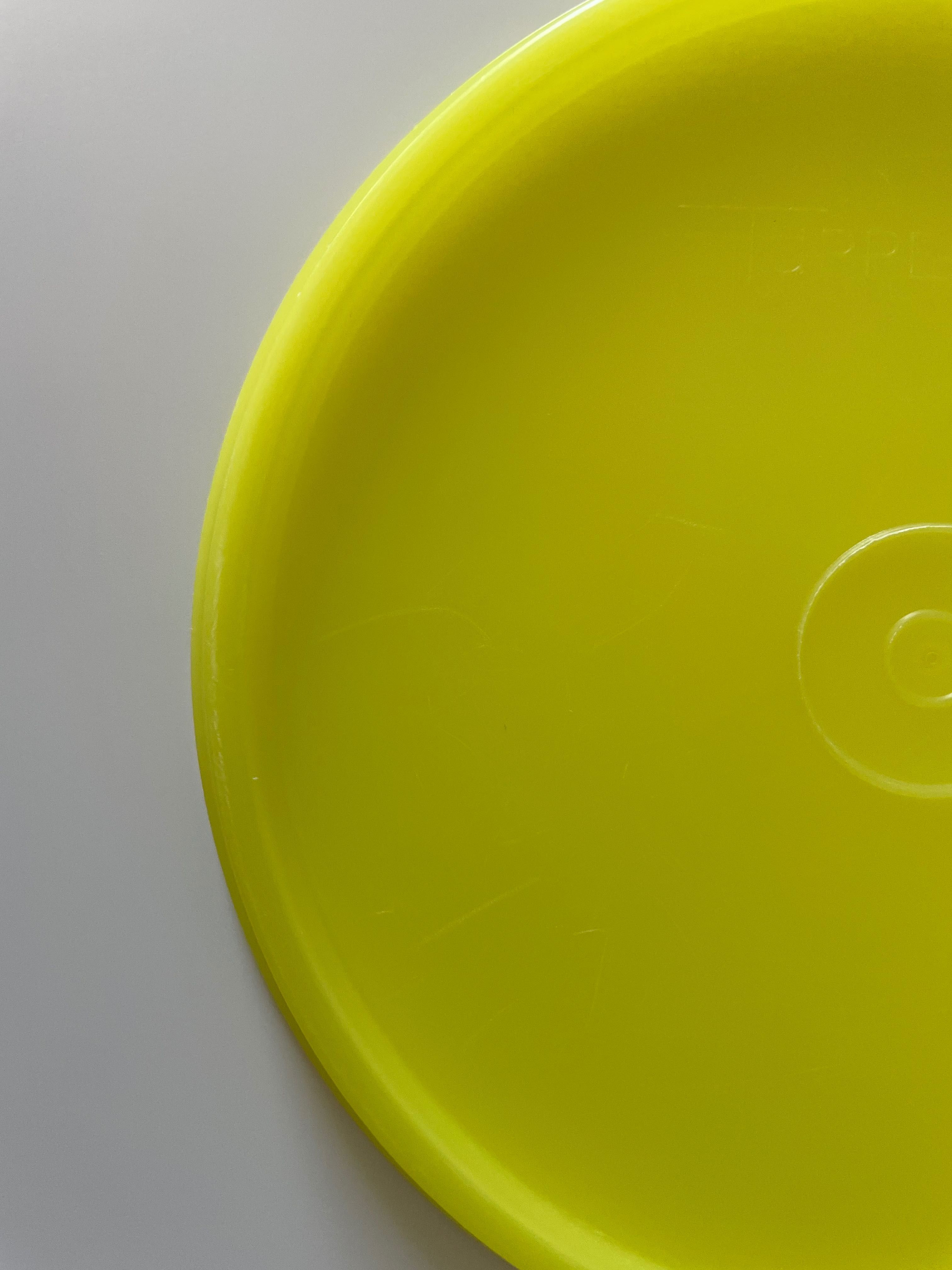 Miski Tupperware