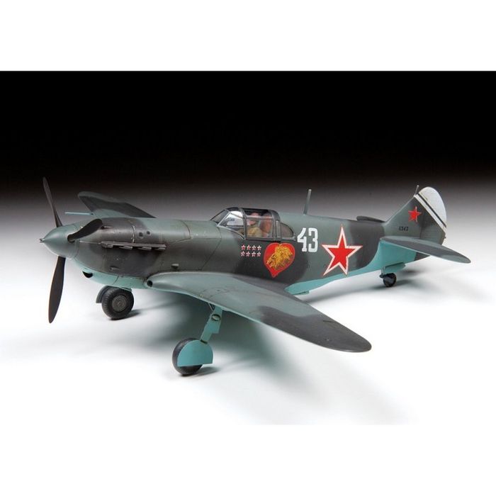 LaGG-3 Radziecki myśliwiec model samolot 1:48 Zvezda 4833