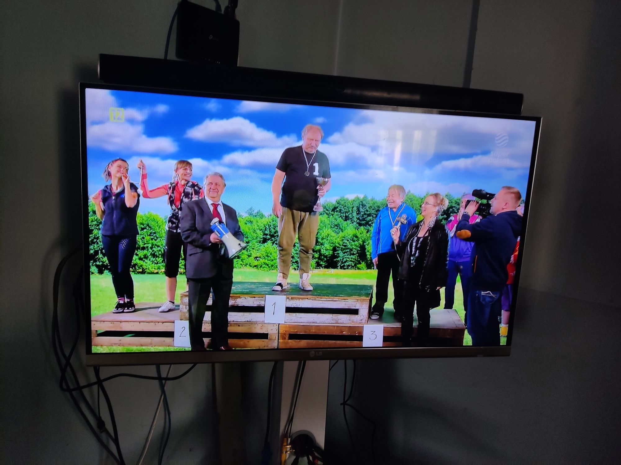Telewizor LCD 42 LG+tuner+soundbar z subwooferem bezprzewodowym