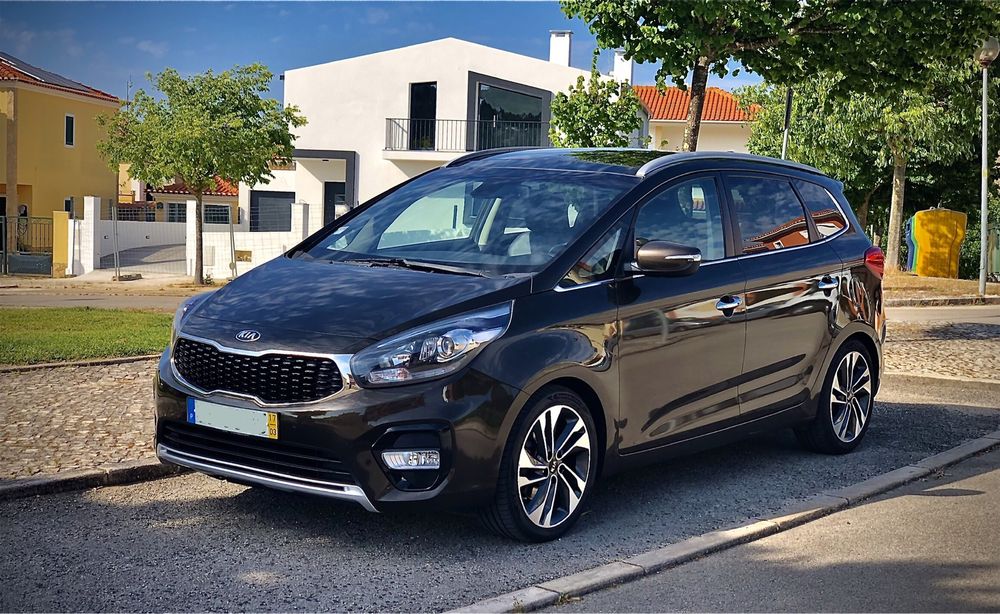 KIA Carens 1.7 CRDI Isg TX Pack Premium