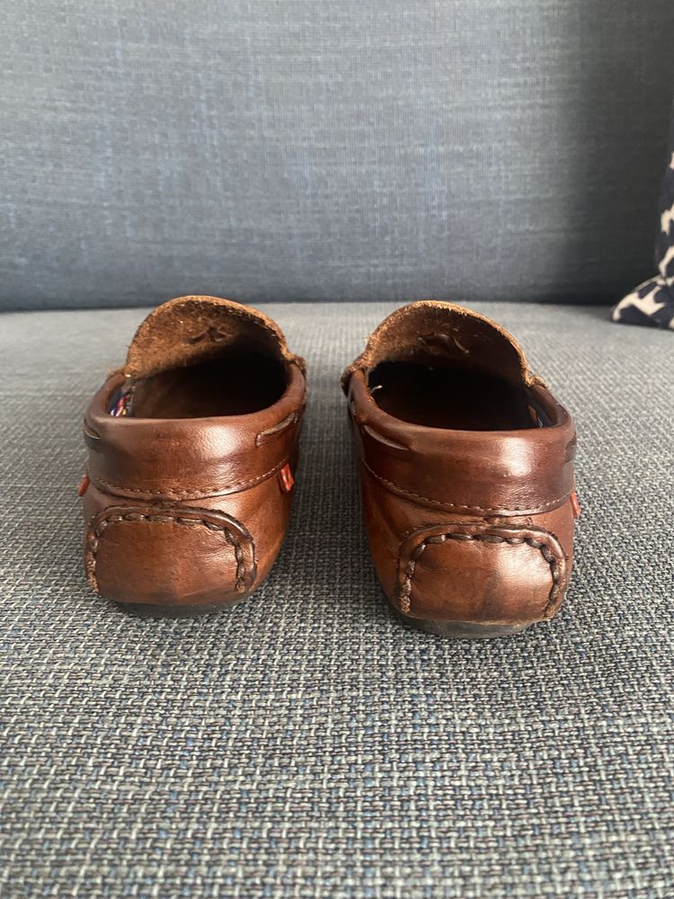Sapatos Castanhos Marujo
