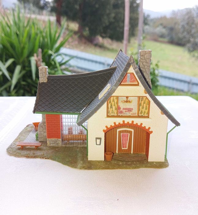 FALLER B-261 Vivenda Rústica