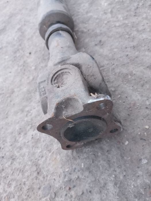 Передній кардан Nissan Navara D40 Pathfinder (05-16) 2.5 DCI