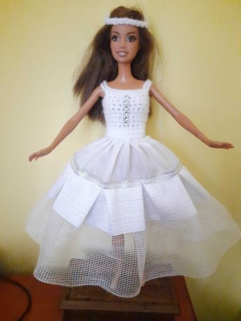 Ubranka dla Barbie suknia ślubna welon
