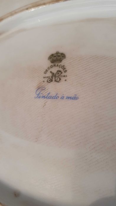 Centro de Mesa, Pintado à Mão, detalhes em ouro.