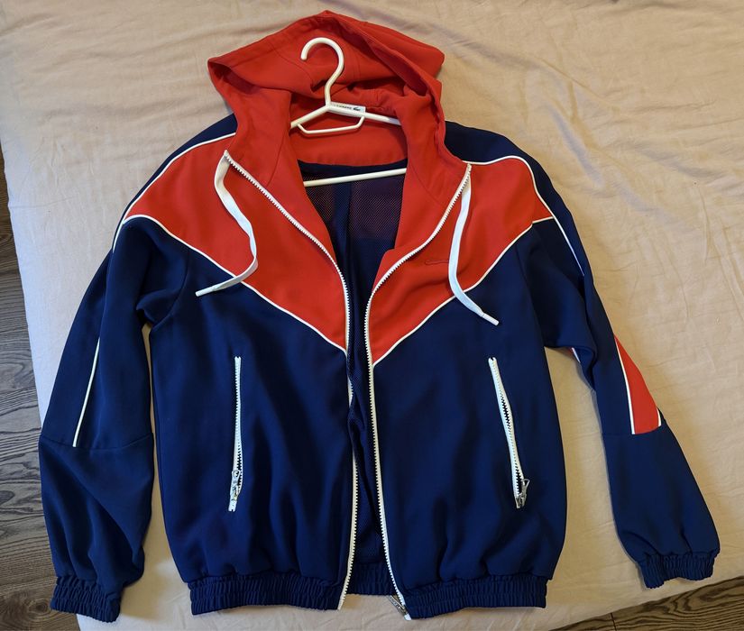 Жіноча спортивна кофта lacoste