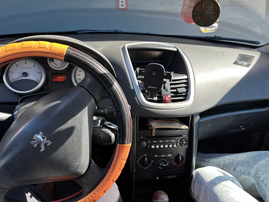 Peugeot 207 ECONÔMICO