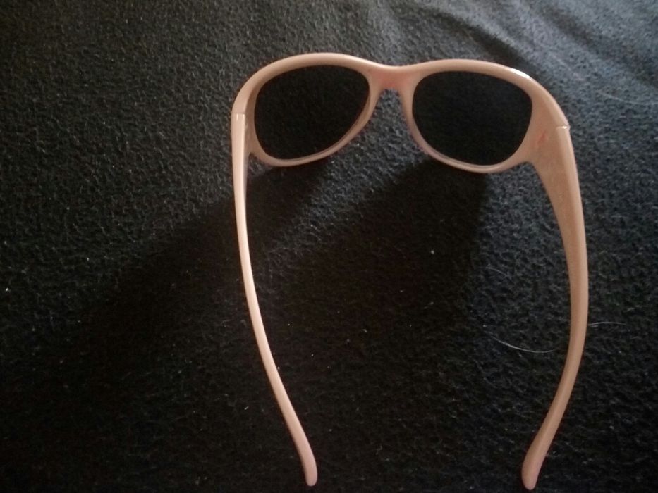 Vendo óculos de menina da Chicco
