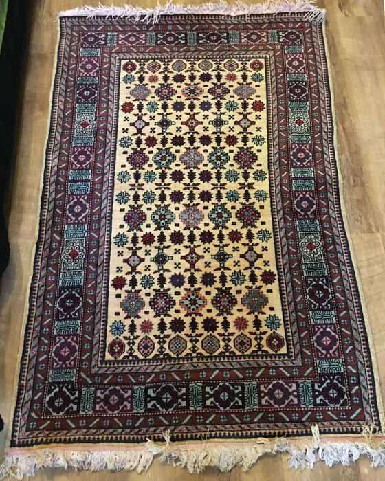 Ковер Азербайджан ручная работа