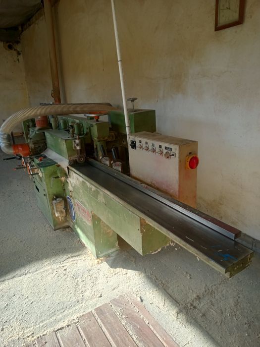 Strugarka Czterostronna gubisch z osprzętem.