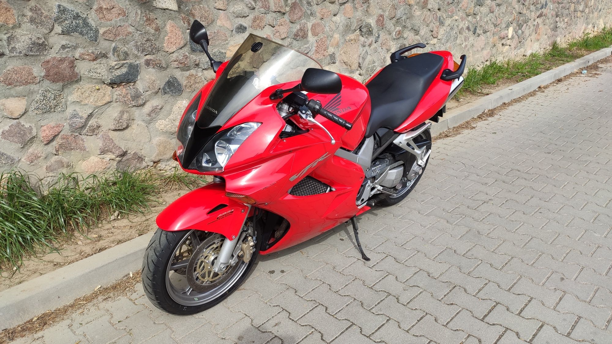 Honda VFR 800 VTEC ABS w super stanie