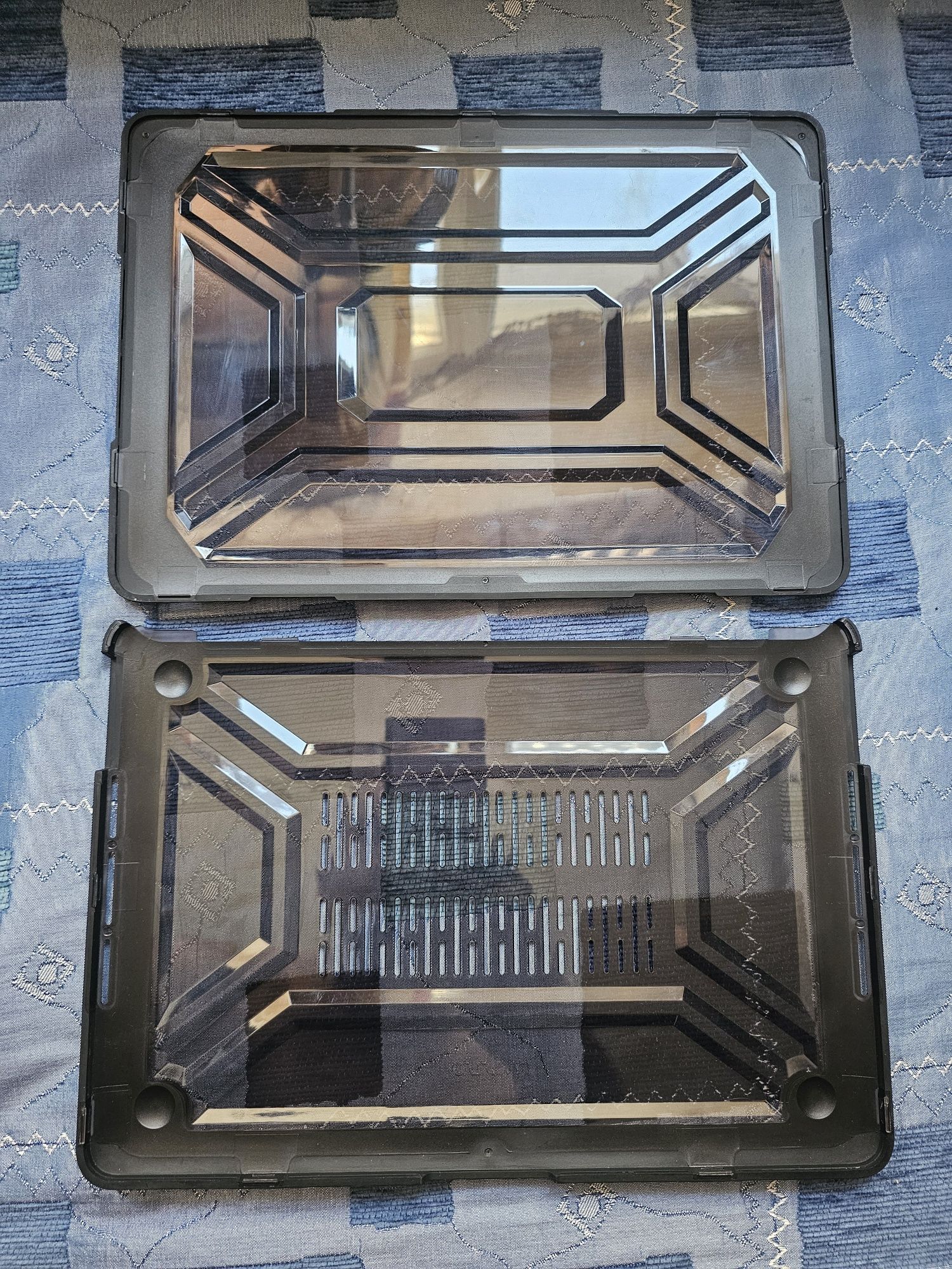 Чохол MOSISO сумісний з 13-дюймовим MacBook Pro пластиковий жорсткий.