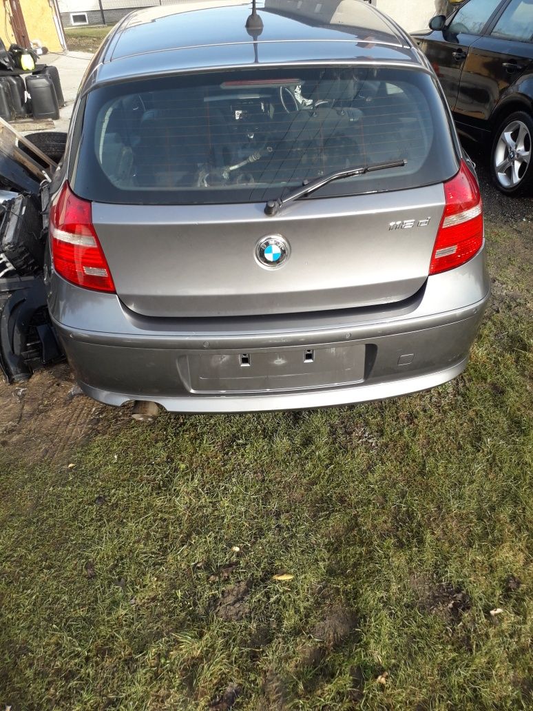 Bmw e87 e81 tyl pas lampy klapa zderzak