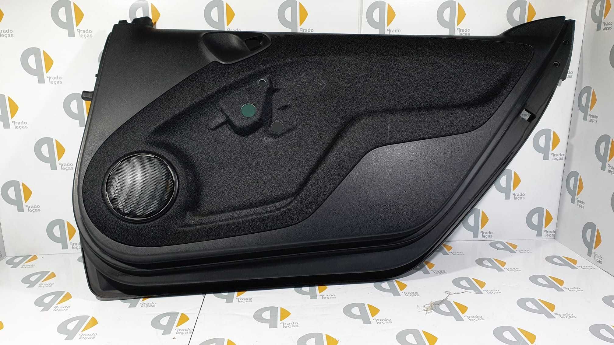 Painel forra porta direito Smart Fortwo 451 3g