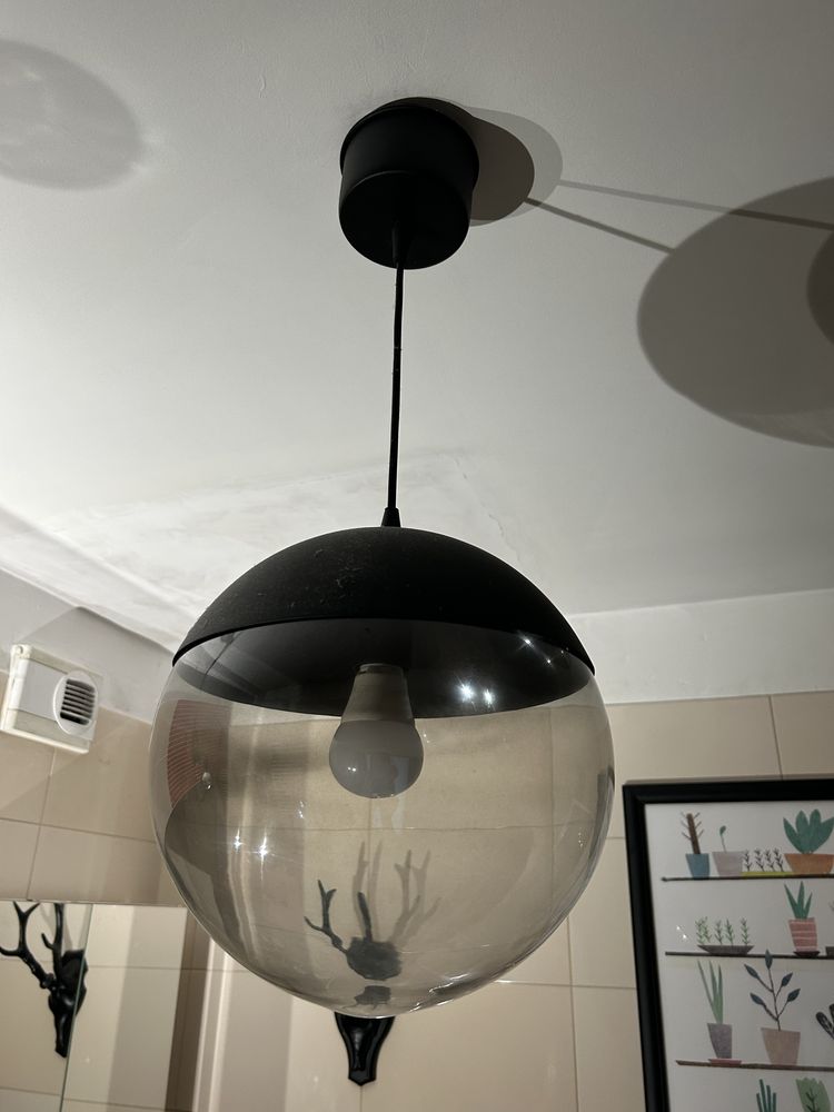 Lampa czarna kula H&M HOME