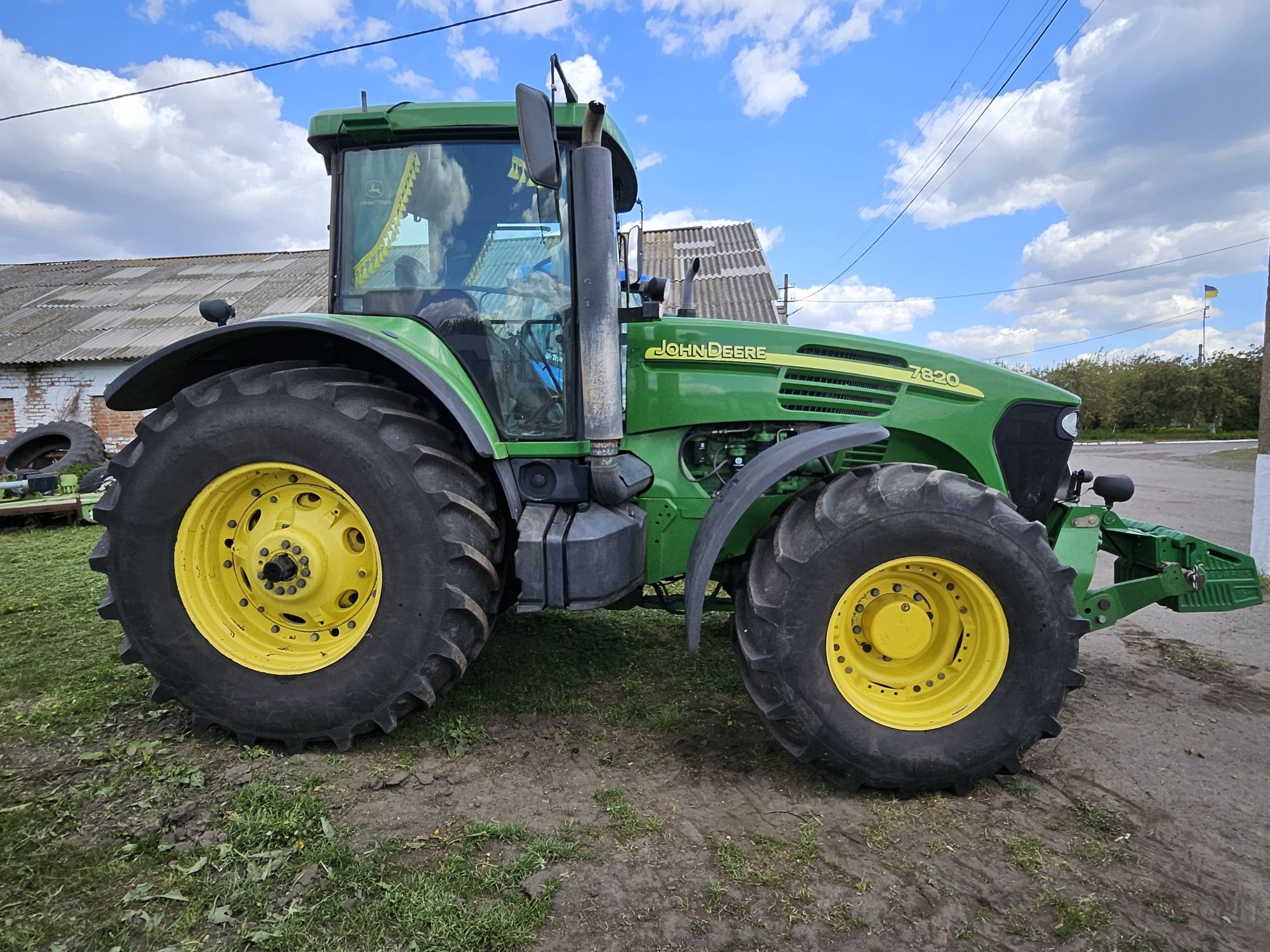 Трактор john deere 7820