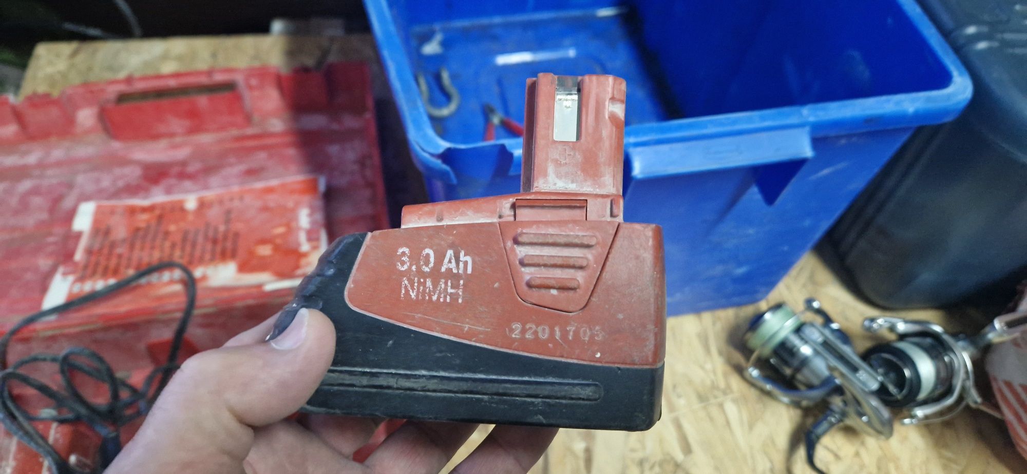 Sprzedam aku Hilti c7/24