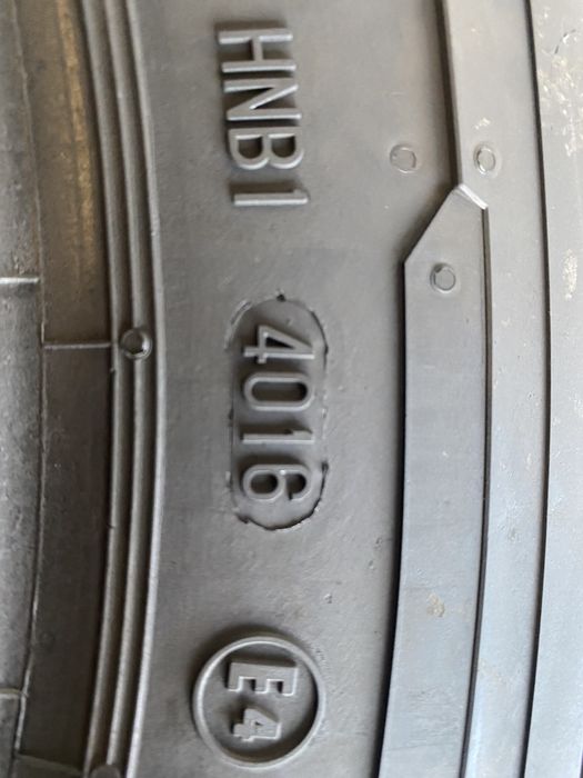 Opona pojedyncza 215/65/16 C Continental ContiVanContact 100 , 8,8 mm