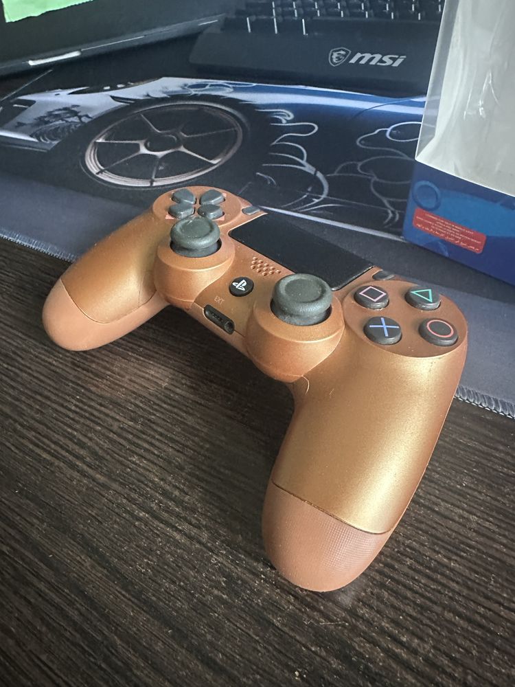 Геймпад Dualshok 4 v2 (бронза)