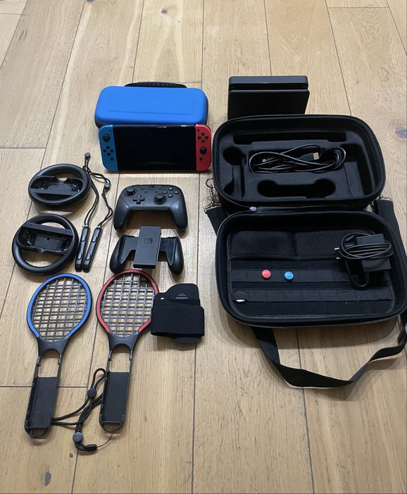 Nintendo Switch Oled + akcesoria