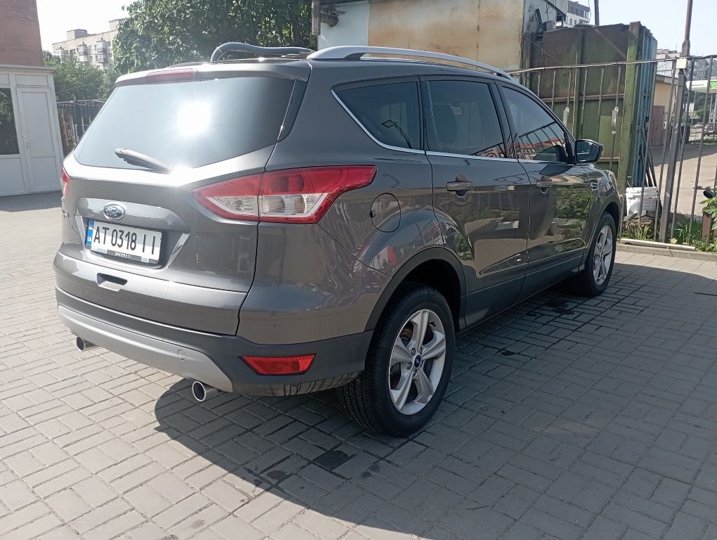ТЕРМІНОВО Ford Kuga 19.06.2014 офіційна 2 л дизель автомат, 112 тис.км