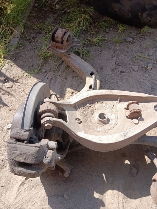 BMW E46 wahacz tył wleczony prawy lewy zwrotnica kombi sedan coupe com