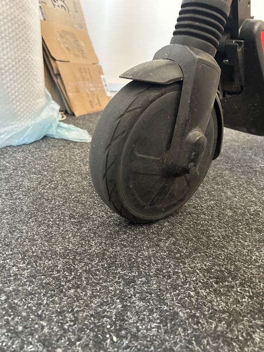 Єлектросамокат Ninebot es2 es4