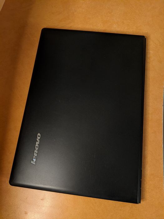 Lenovo 17.3"/Core i5/Бат 3год/AMD R5 M330 2gb/SSD 500gb/RAM 12/Хороший