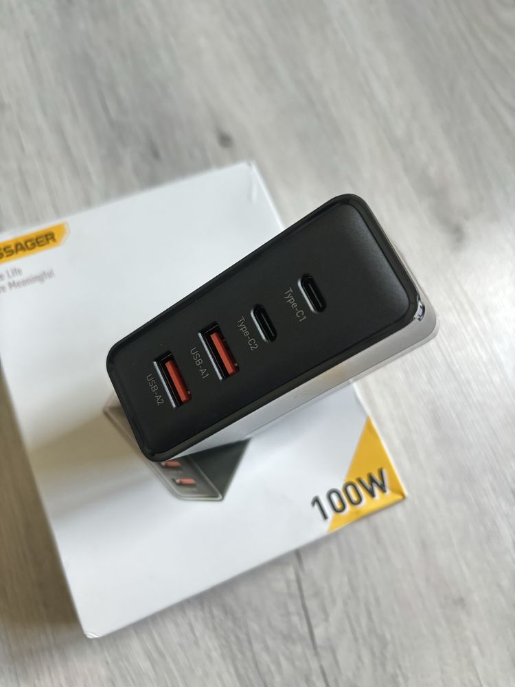 Зарядний пристрій Essager Grace 100W GaN 4 Ports 2 Type-C + 2 Type-A