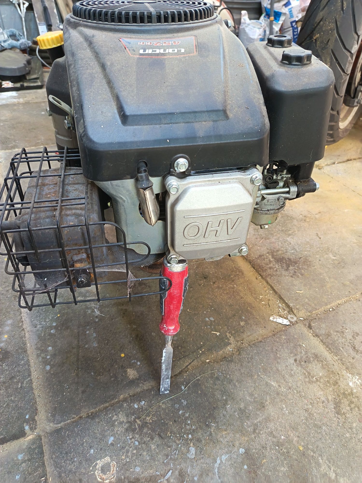 Silnik loncin do traktorka  452cc 16HP /brigs&straton/