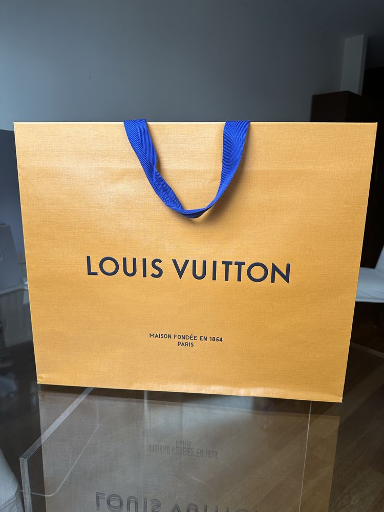 Louis Vuitton XL komplet pudelko z torba