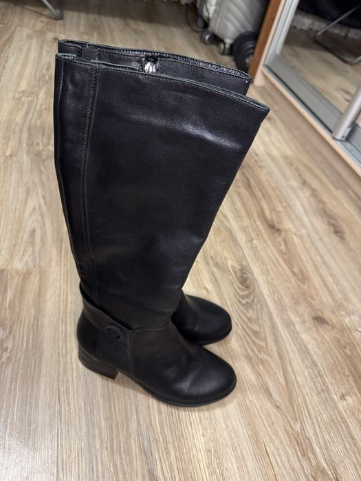 Чоботи жіночі, нові! Бренд Ilona.