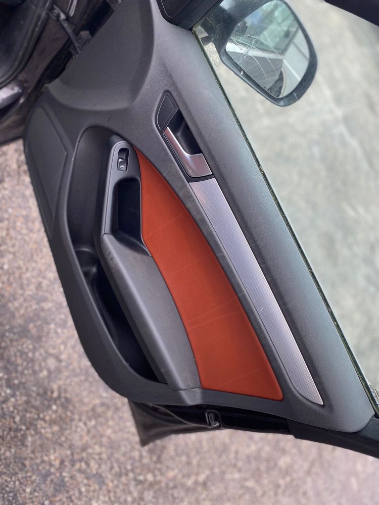 Porta elevador fechadura Audi a4 B8