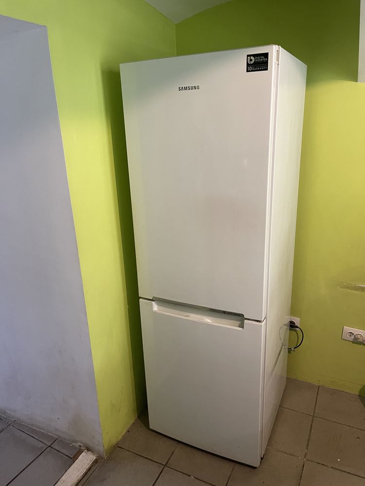 Холодильник Samsung RB29HSR2DWW