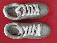 Srebrne buty sneakersy Kurt Geiger rozm. 30