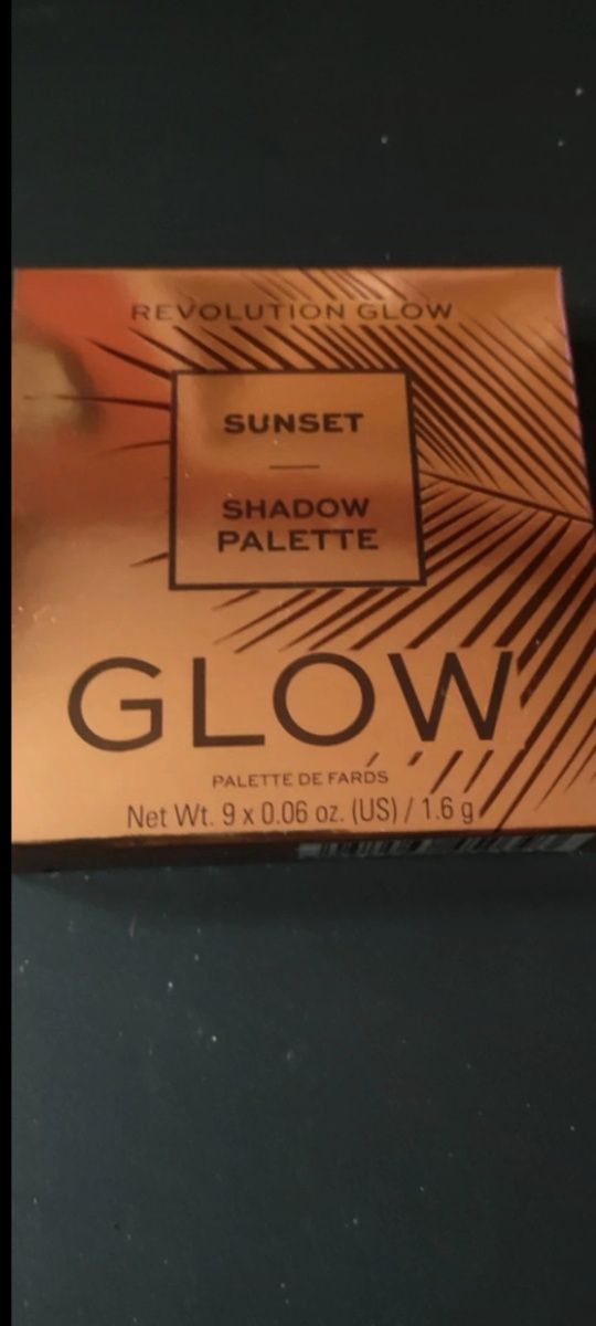 Makeup Revolution Glow Sunset Shadow Palette