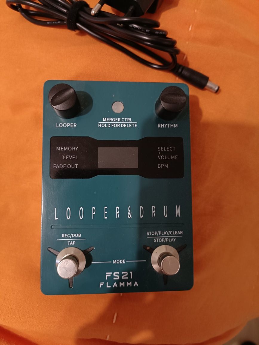 Flamma FS21 Looper/Drum Machine