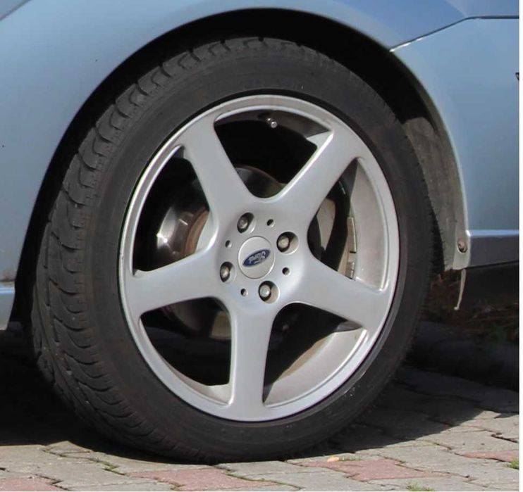 Felgi aluminiowe 17 z oponami