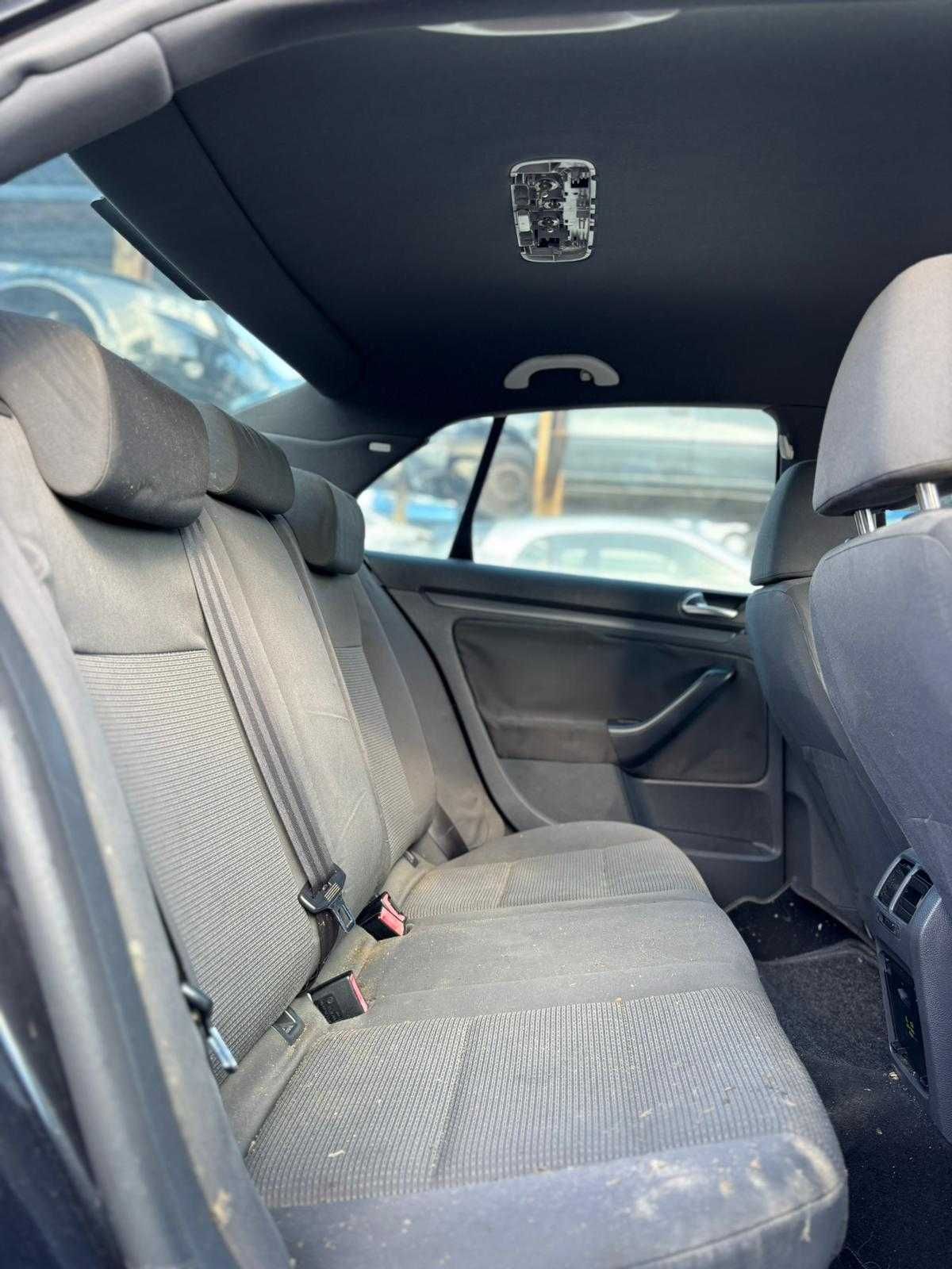 VW JETTA, 1.9 TDI para Peças