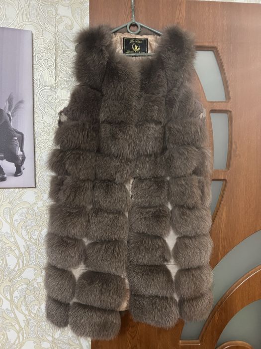 Мехова жилетка з пісца