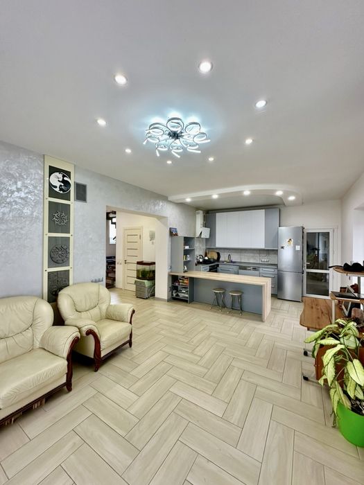 Будинок у Великій Омеляні