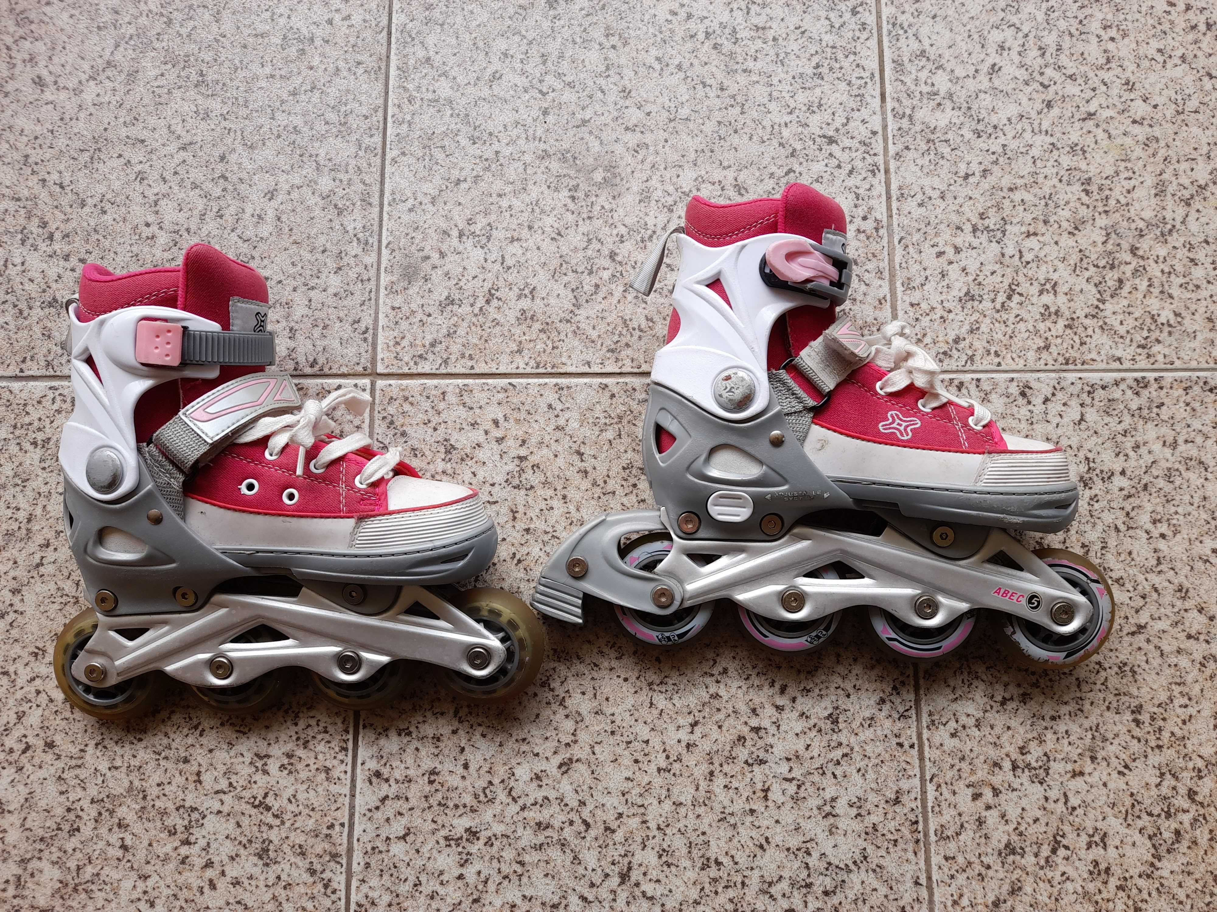 Patins em Linha Rosa tamanho ajustável 33-36