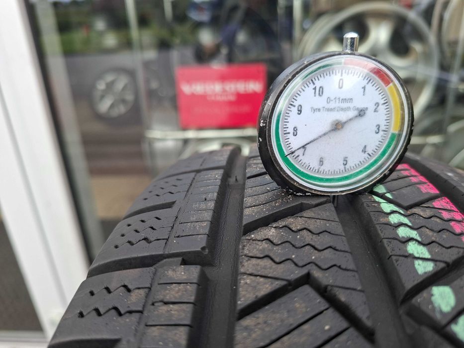 215/75r16C 113/111R Laufen i fit Van zimowa pojedyncza