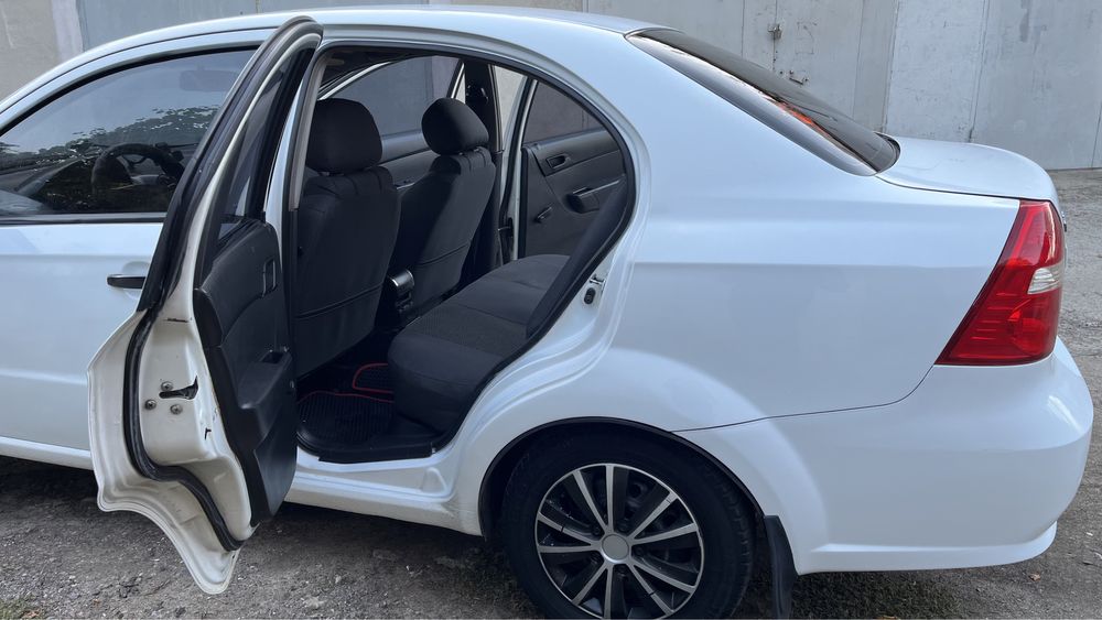 Продам шевролет авео 2007 год! Газ/бензин