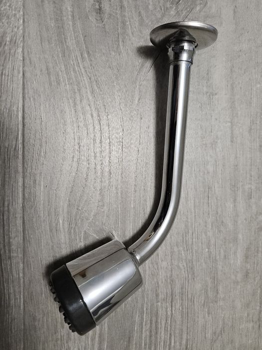 Wylewka prysznicowa ścienna, deszczownica Bossini, nowa