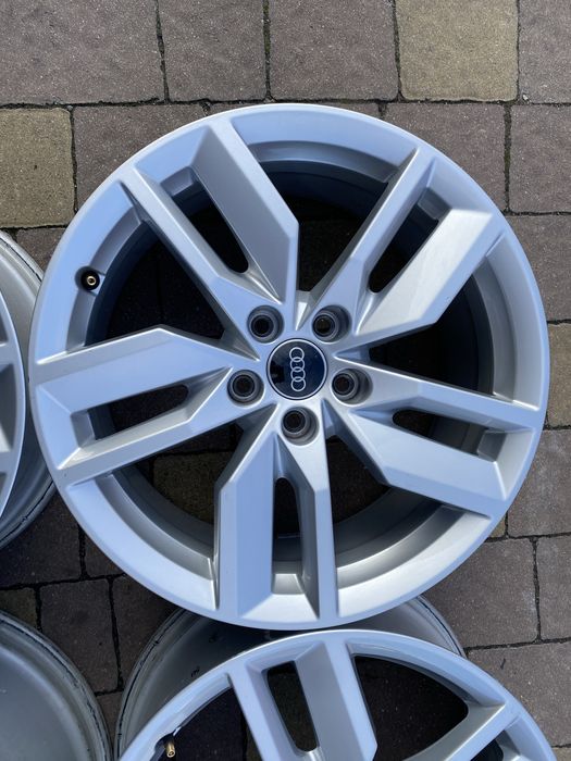 Легкосплавні диски 8JxR18 5x112 ET39 AUDI