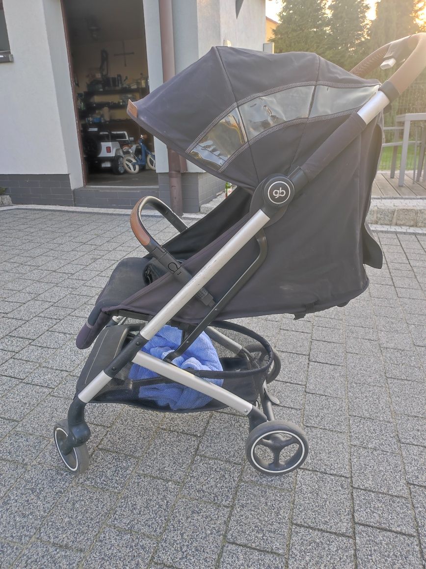 Sprzedam wózek spacerowy GB QBIT All-city