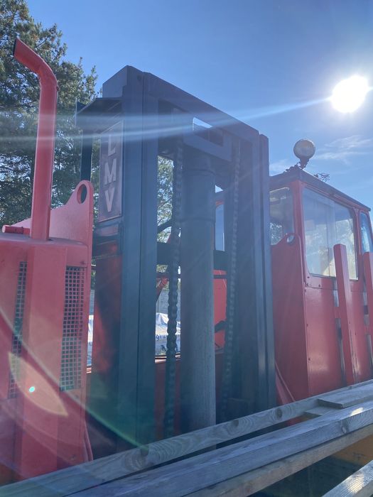 Wózek widłowy bocznego zaladunku  5 ton