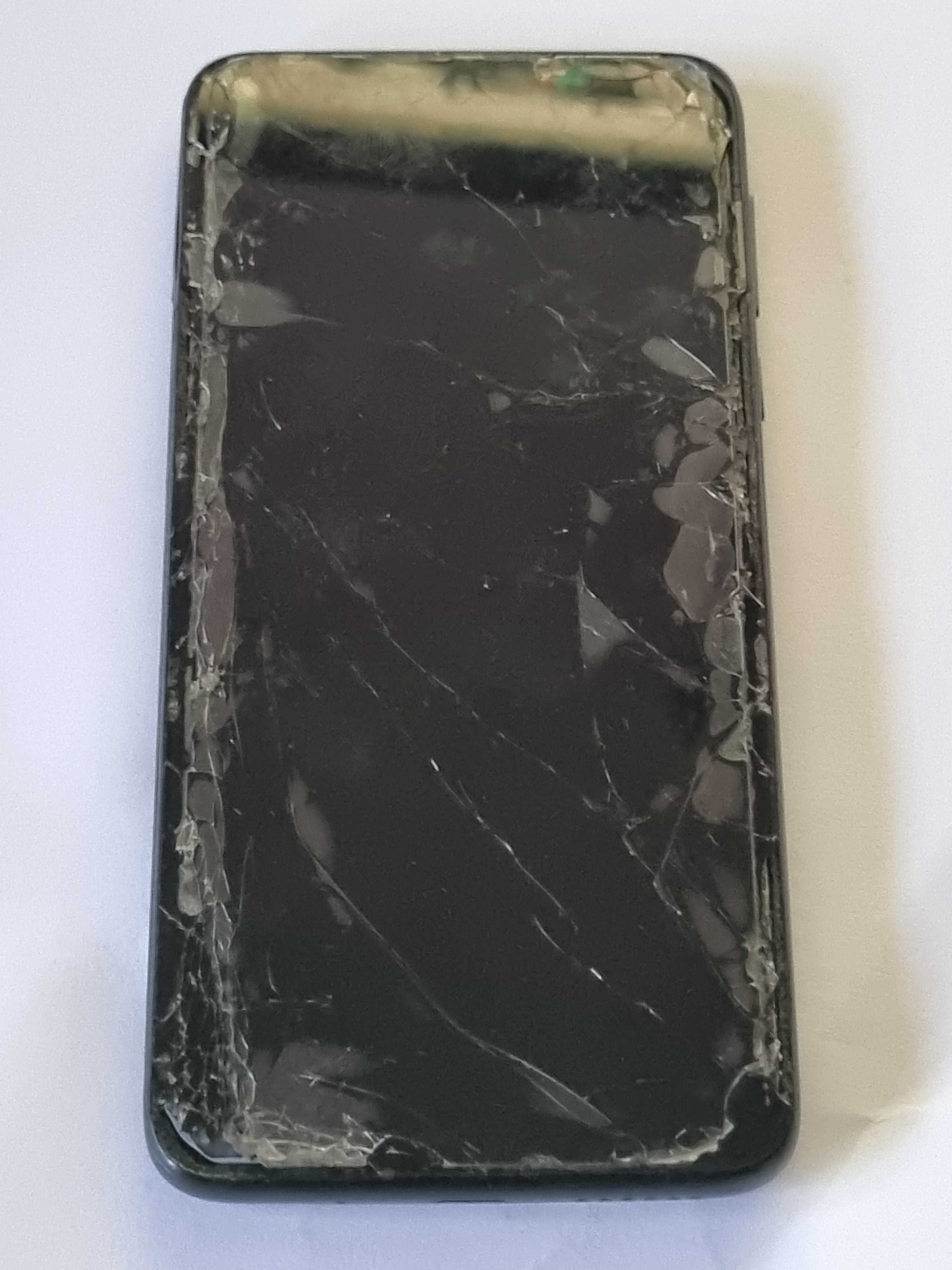 Motorola One Macro Dual-SIM XT2016-1