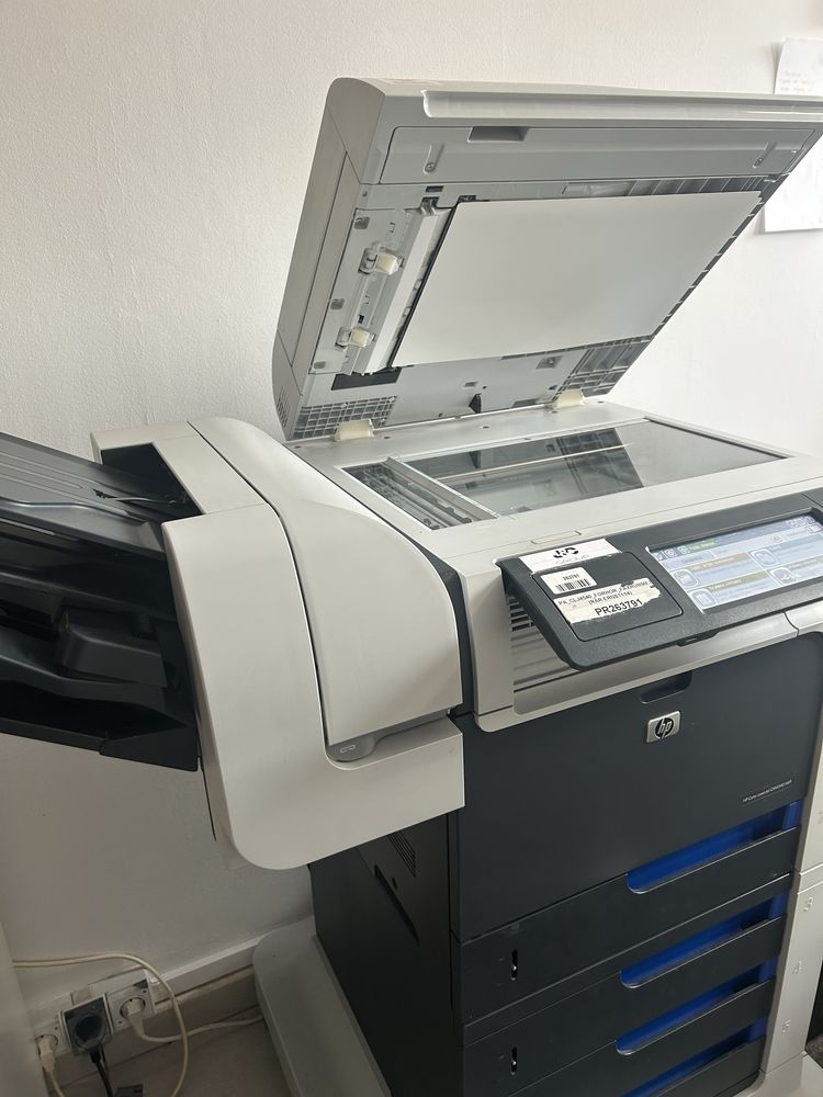 Sprawne urządzenie wielofunkcyjne HP Color LaserJet CM4540 mfp